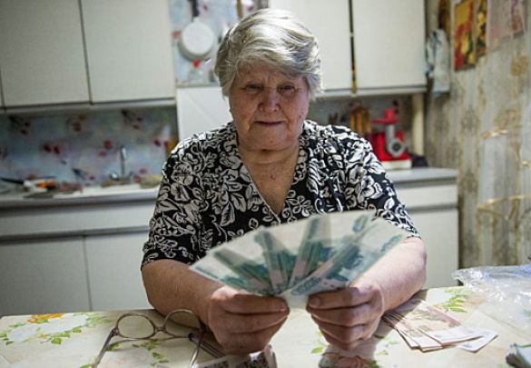 Работающих пенсионеров РФ ожидает индексация выплат на 8,6%