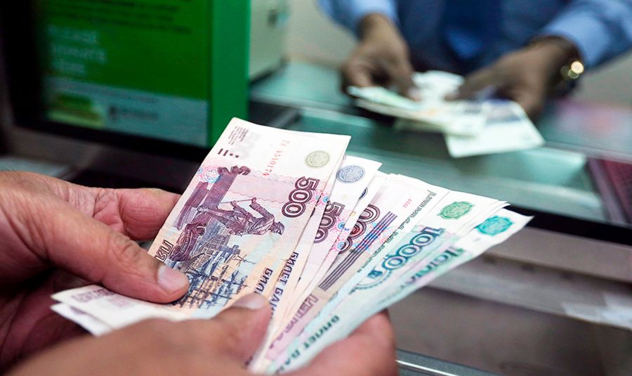 10 января ПФР начнет перечислять некоторым гражданам страны выплату 10 000 рублей