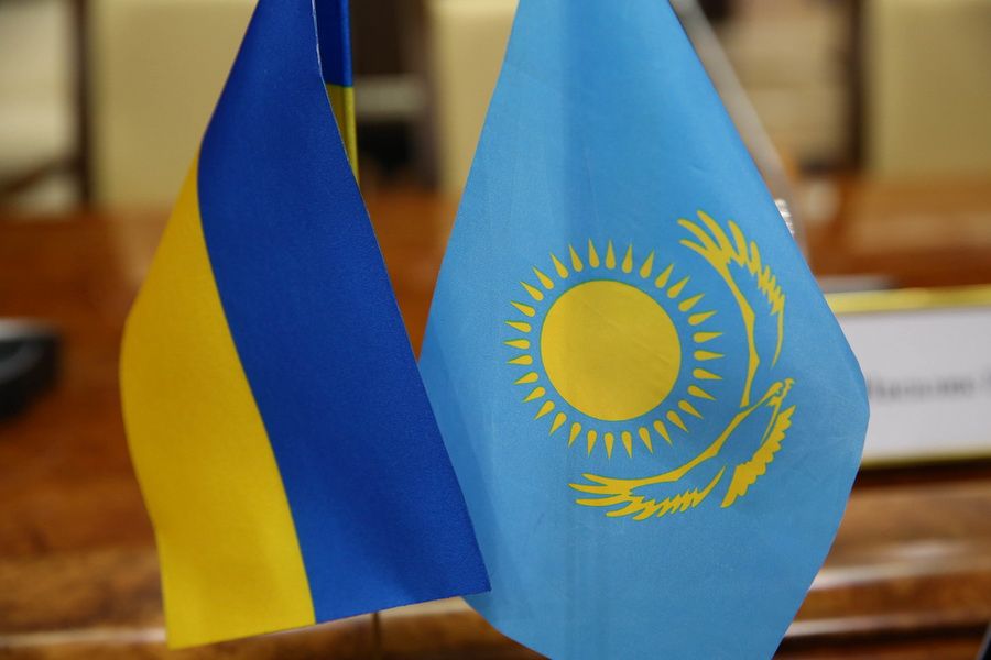 Эксперт Землянский: события в Казахстане могут отразиться на Украине с опозданием