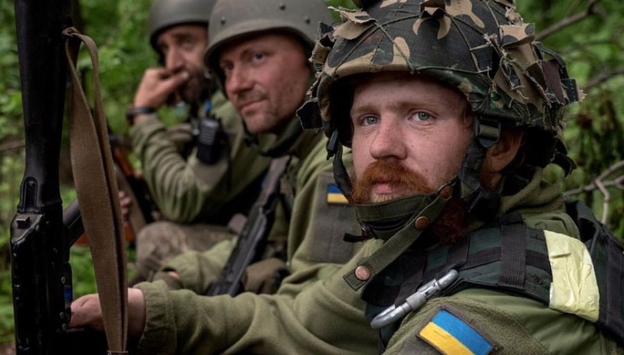 Минобороны РФ: Националисты ВС Украины покидают боевые позиции в Донбассе