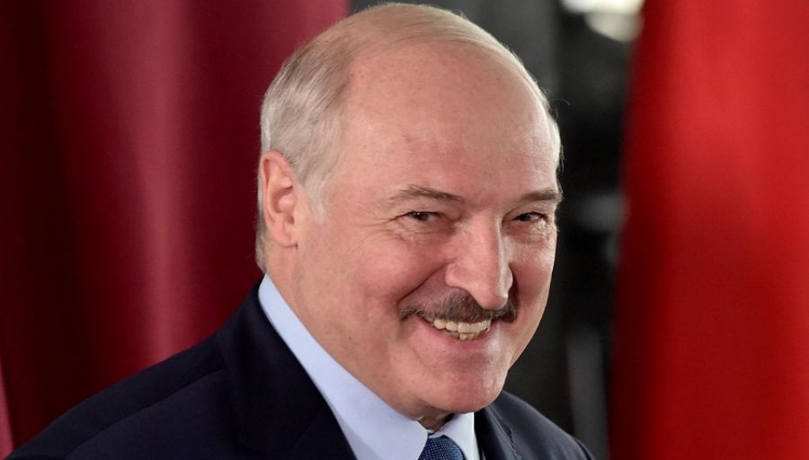 Лукашенко: Запад разрабатывает план нападения на Россию