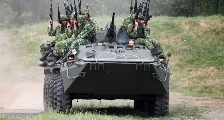 Минобороны РФ показало кадры ликвидации техники ВСУ силами мотострелков и танкового взвода