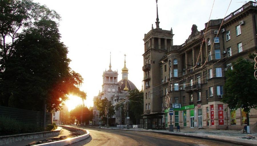 LCI о скорости восстановления армией РФ г. Мариуполь: дома «растут как грибы»