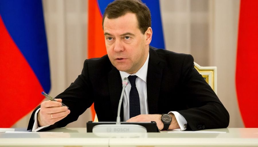 Медведев: "Мы сможем защитить свои интересы"