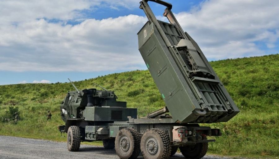 ВСУ обстреляли Ирмино в ЛНР, выпустив две американские ракеты РСЗО HIMARS