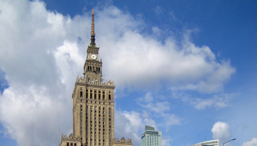 МК: граждане Польши массово жалуются на беженцев из Украины и просят отменить льготы