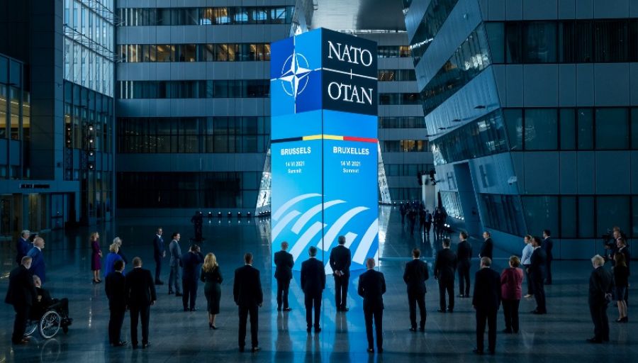 Безпалько: риск превращения конфликта с Украиной в столкновение ВС РФ с НАТО возрос