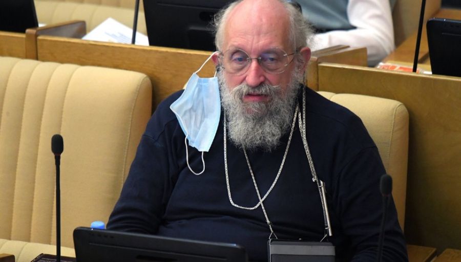 Анатолий Вассерман призвал вернуть западные регионы Украины в состав России