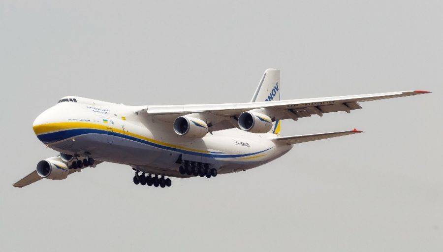 Украинский транспортный самолет Ан-124 начал переброску истребителей F-16