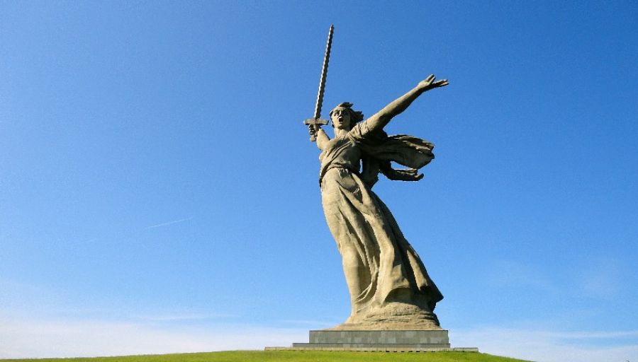 Символ спецоперации Z разглядели на скульптуре "Родина-мать зовёт" в Волгограде