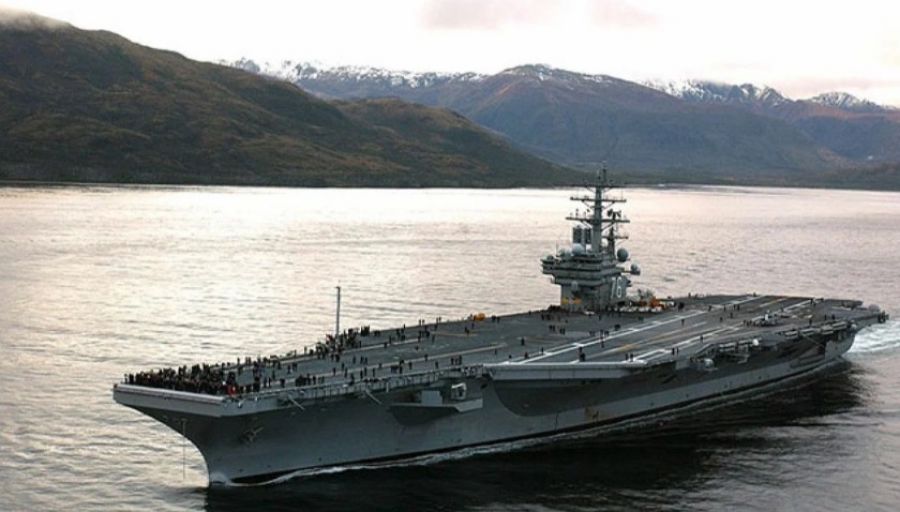 СП: Авианосцы ВМС США превратились в комплект удобных мишеней для ВС КНР и ВС РФ