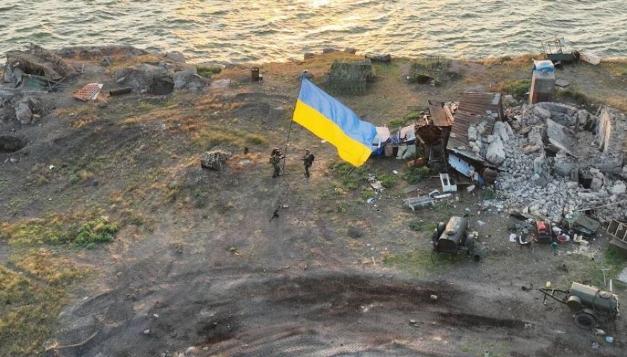 Минобороны: ВСУ попытались установить флаг на острове Змеиный