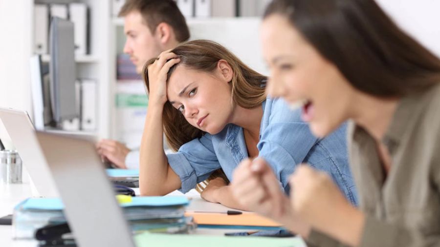 ВЦИОМ заявил, что больше половины россиян никому не завидуют