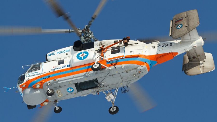 Спасатели МЧС РФ впервые вылетели в район Северный Чорргор и спасли туриста