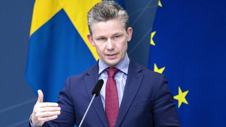 Йонсон: Швеция рассматривает добровольную передачу воинских частей НАТО