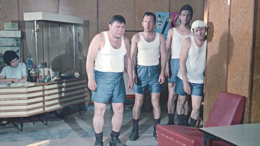 Царьград: В фильм "Джентльмены удачи" не вошли 2 сцены из-за разногласий Данелии и Серого