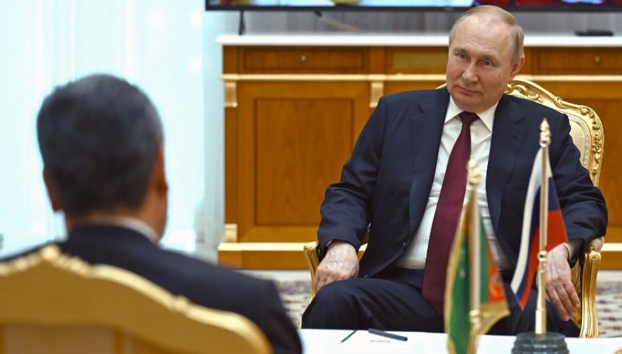 Россия не будет жить под угрозой и ответит НАТО: 5 главных ответов Путина СМИ