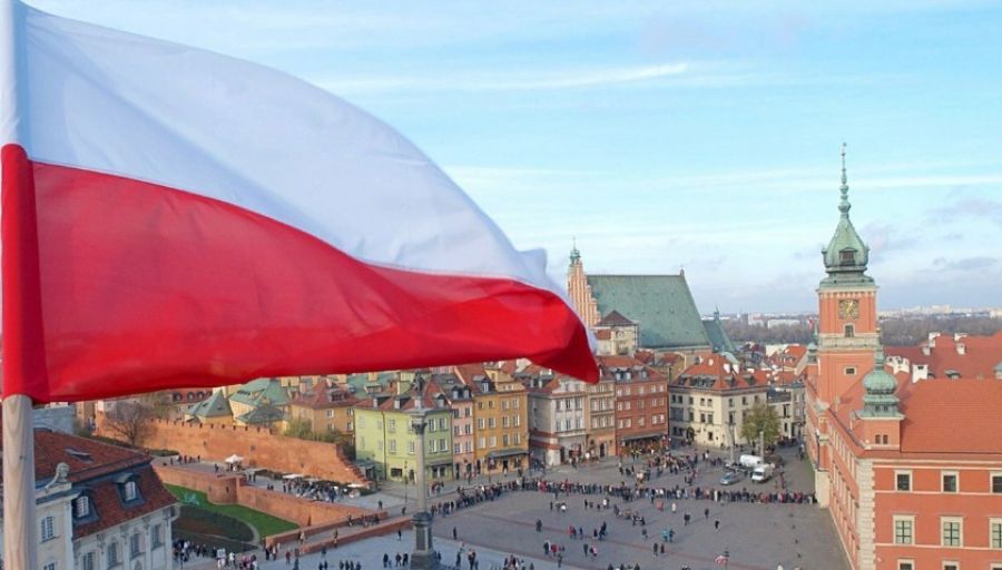 Министр обороны Польши: Варшава не дает Кремлю "восстановить империю"