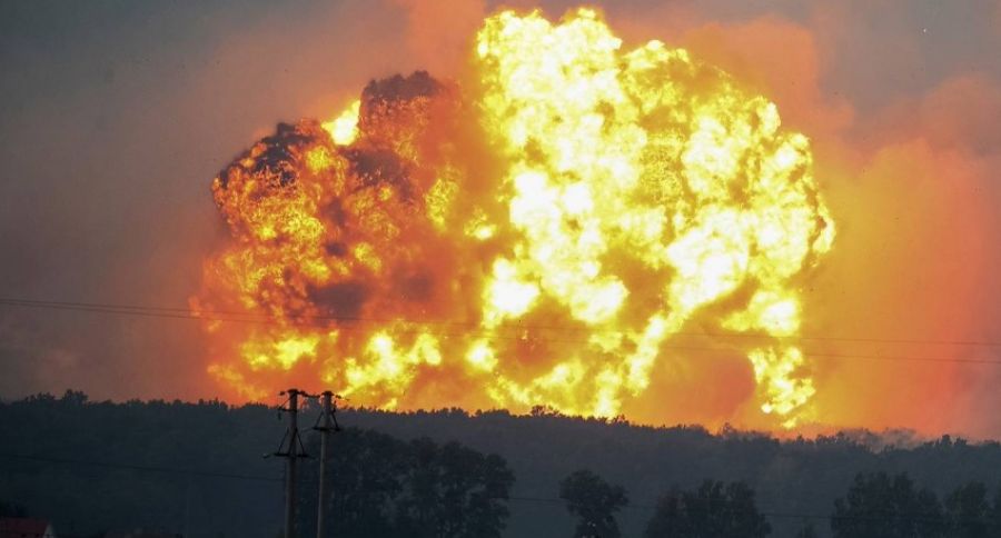 Украинские власти умышленно хранят западное оружие в центрах городов