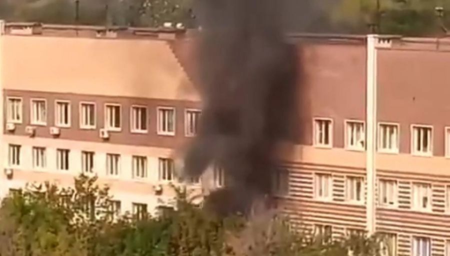 Боевики ВСУ цинично бьют по роддомам и больницам Донецка