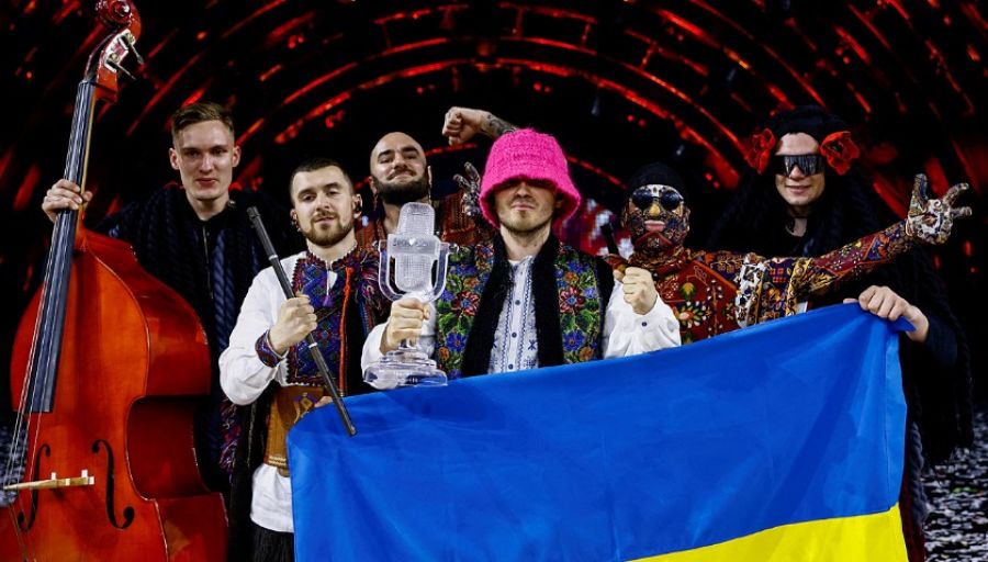 Победители «Евровидения» 2022 Kalush просили не переносить конкурс из Украины в Великобританию