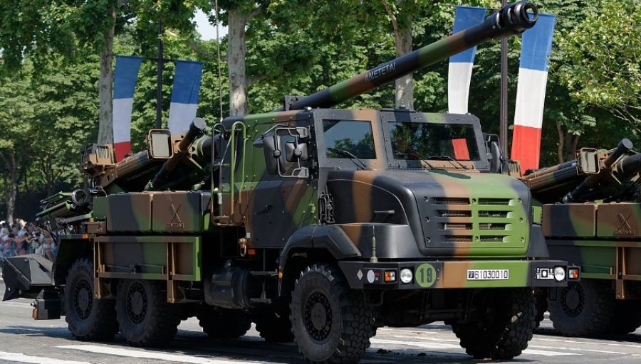 ВД: появились кадры уничтожения французской 155-мм САУ Caesar на Украине