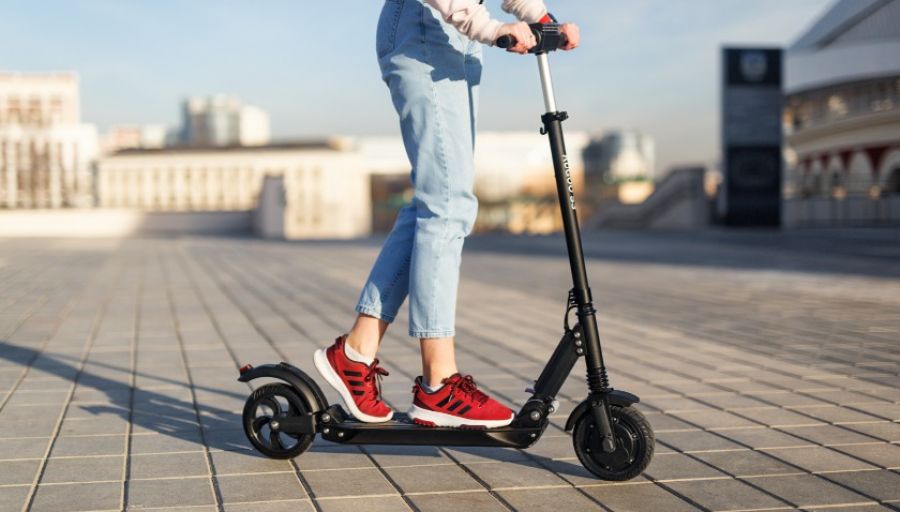 В ГИБДД заявили, что статус электросамокатов будет определен до конца года