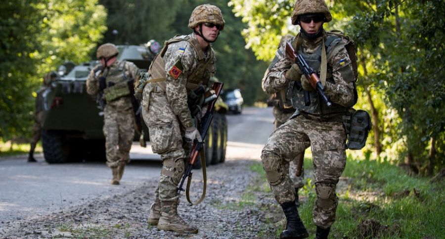 Avia.pro: Паническое отступление украинских войск из Лисичанска попало на видео