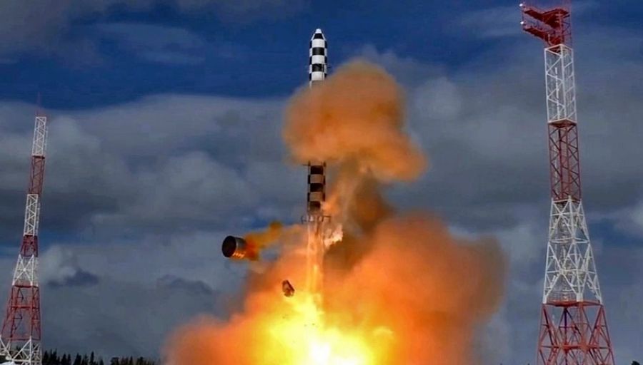 DM: Власти Британии опасаются запуска новых российских ракет «Сармат»