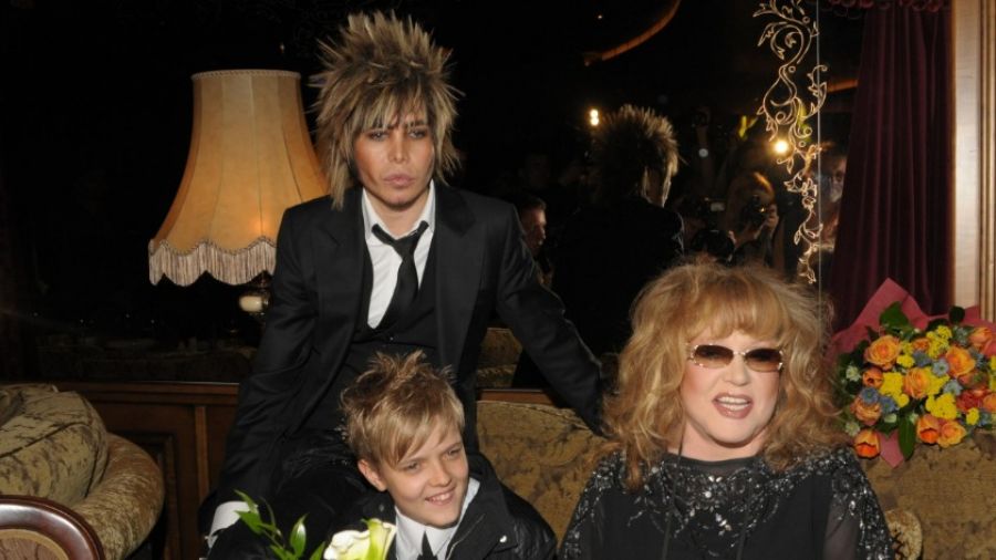 МК: Сохраним уважение: друг Пугачевой Зверев объяснил феномен уехавшей в Израиль артистки