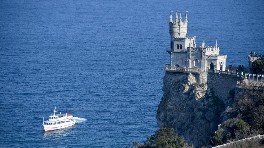 МК: Жители Крыма сообщили о туристическом коллапсе после разрушения Каховской ГЭС