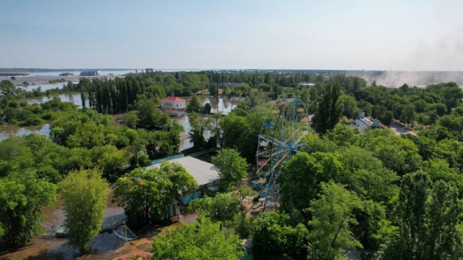 Мэр Каховки Леонтьев сообщил, что после разрушения ГЭС без вести пропали семь человек