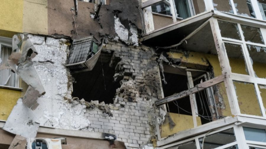 В Сети появилось видео атаки БПЛА на жилой дом в Воронеже