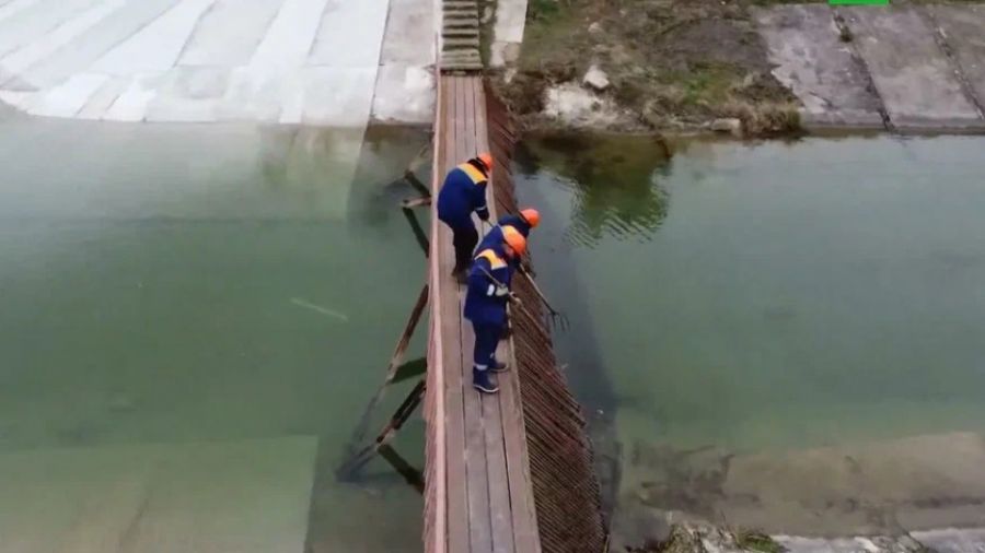 Песков прокомментировал обстрелы ВСУ при эвакуации у Каховской ГЭС, назвав их варварскими