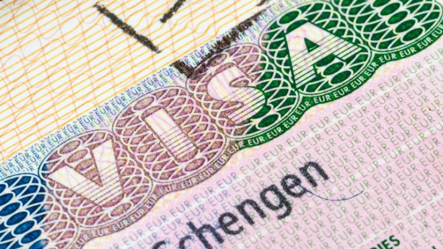 Названы десять стран, в которых проще всего получить шенгенскую визу на лето 2023 года