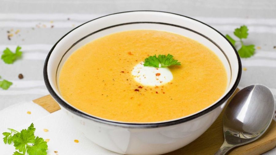 Диетолог РФ Виктор Жиляев рассказал, нужно ли есть горячие супы каждый день для здоровья