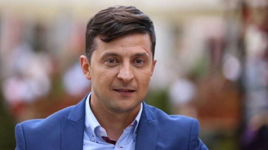 Владимир Зеленский на пресс-конференции предложил журналистке общаться с ним по-русски