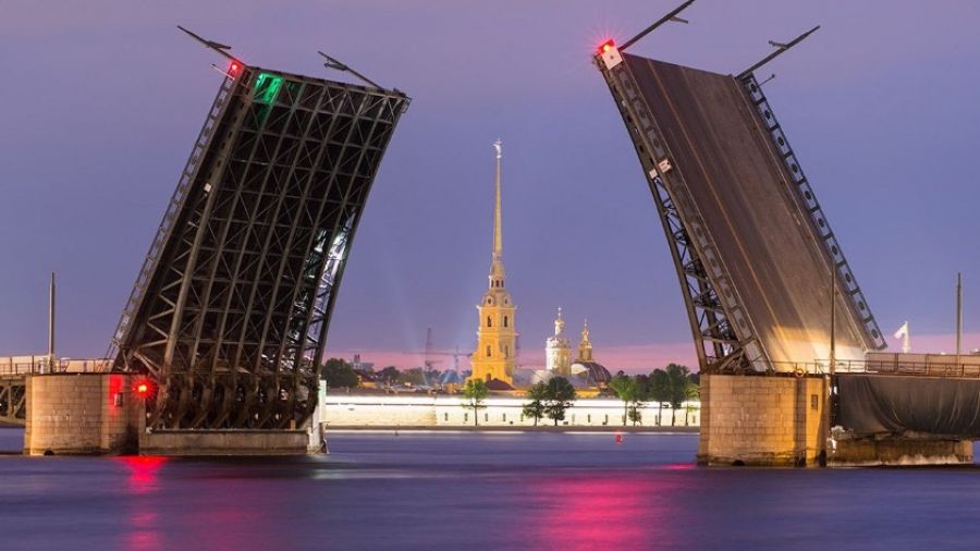 Санкт-Петербург, Сочи и Москва стали лидерами по бронированиям летом 2023 года