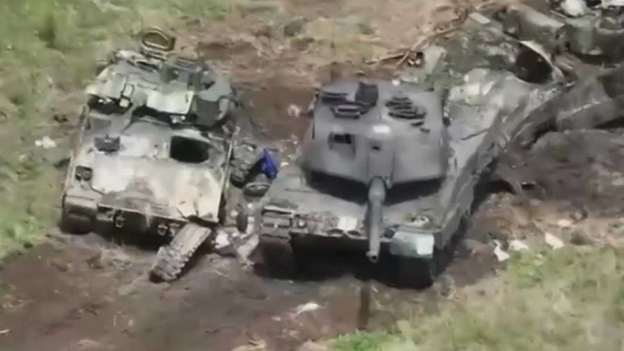 "ЦГ": Кадры уничтоженной техники НАТО поставили главу Пентагона Ллойда Остина в тупик