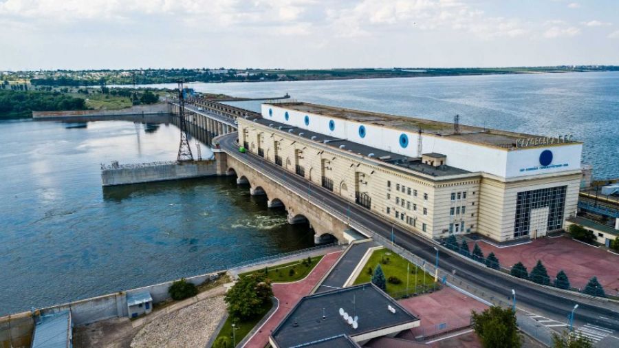 РВ: Опубликованы видео, предположительно, разрушенной после удара ВСУ плотины Каховской ГЭС