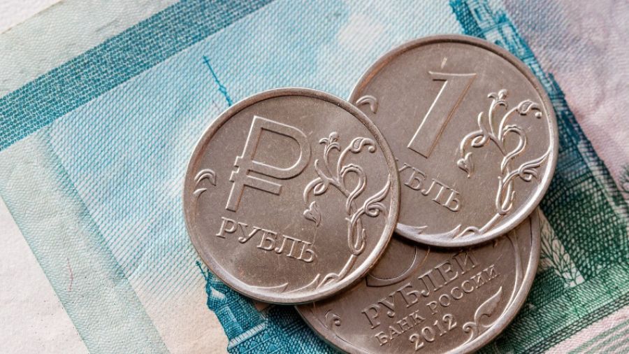 Российские инвесторы заработали до 35% от своих вложений на падении рубля