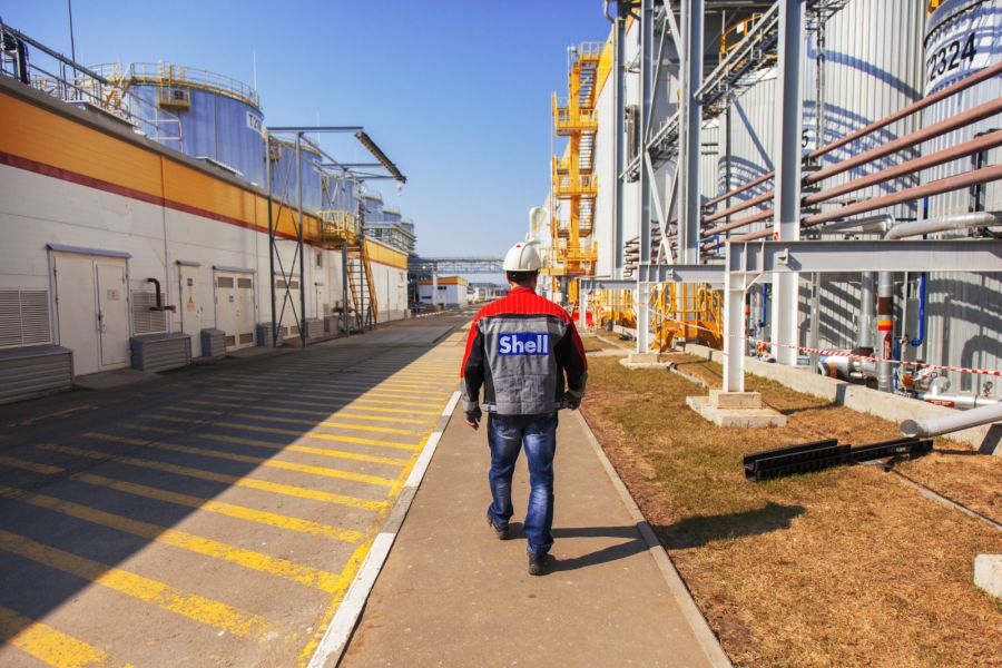 Shell продолжает закупать российскую нефть, чтобы помочь Украине