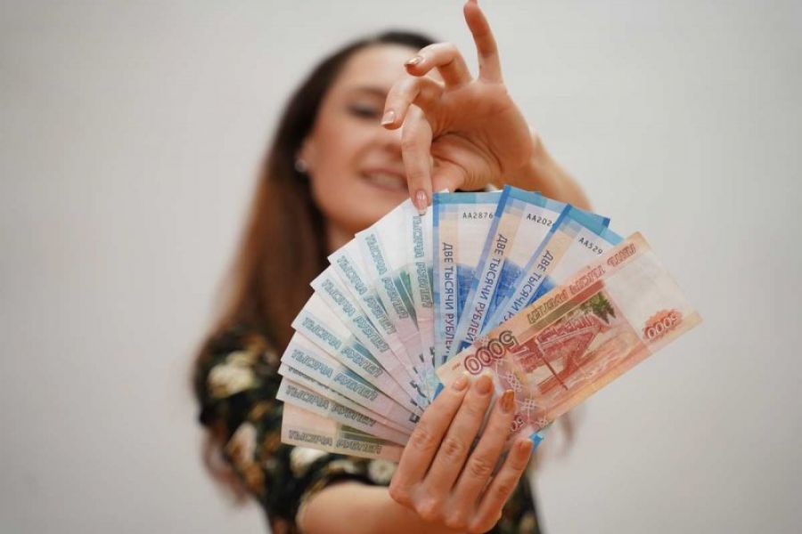 Россиянам сообщили, что некоторые из них разово получат выплату 20 000 рублей с 3 марта