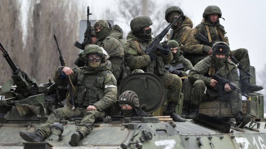 РВ: БМП и артиллерия 5 бригады  уничтожают укрепления ВСУ в ходе штурма Марьинки в ДНР