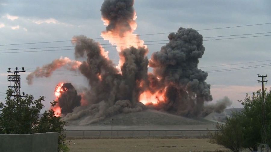 РВ: ВКС России наносят бомбовые удары по врагу в Авдеевке, поддерживая наступление