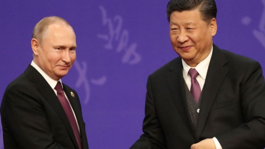 Фесенко допустил, что после визита Си Цзиньпина в Москву может состояться диалог с Киевом