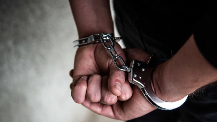 «МК»: В Гуляйполе пьяный гражданин Украины отобрал у военного автомат и открыл стрельбу