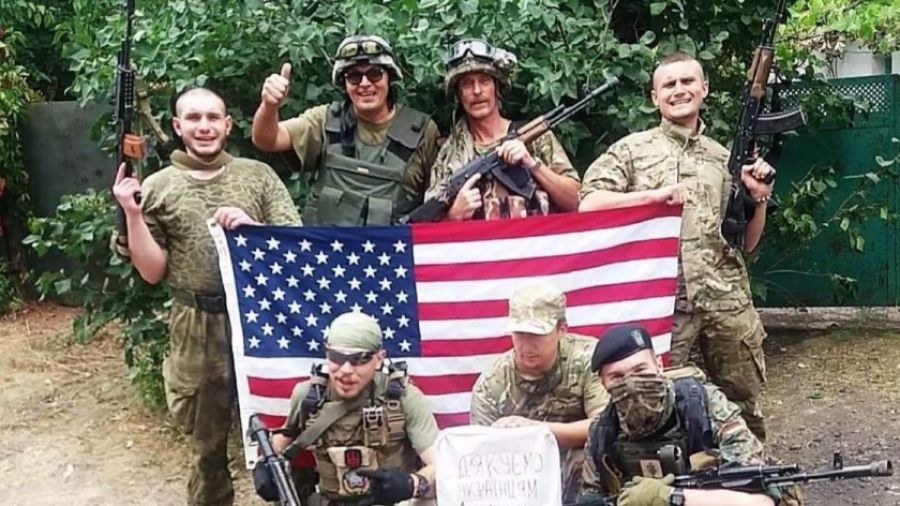 "РВ": Украинские боевики спецотряда "Дикое поле" и наемники из США готовятся к боям в СВО