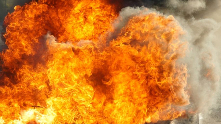 МК: В ряде районов Запорожья после мощного взрыва пропало электричество