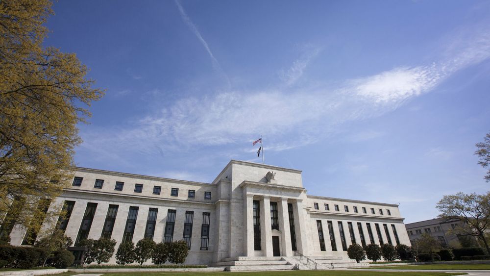 ФРС: банкам придется ждать до 30 июня для выкупа акций